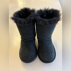 Toddler Ugg Bailey bow II